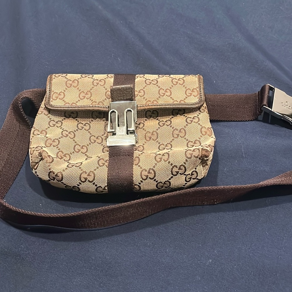 Gucci belt bag